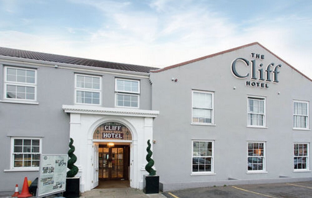 Hotel Front