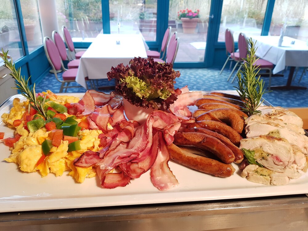 ビュッフェ式朝食