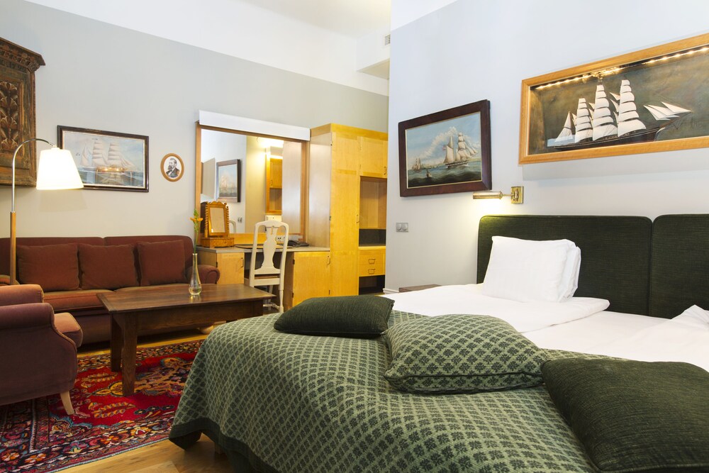Guestroom