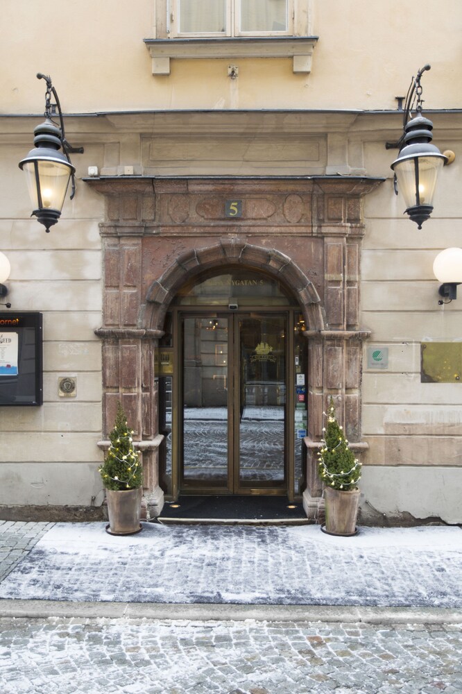 Hotel Front