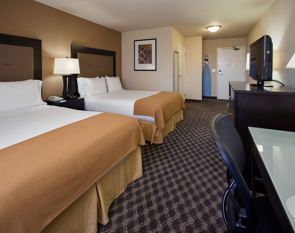 Room, Holiday Inn Express Union City - San Jose, an IHG Hotel