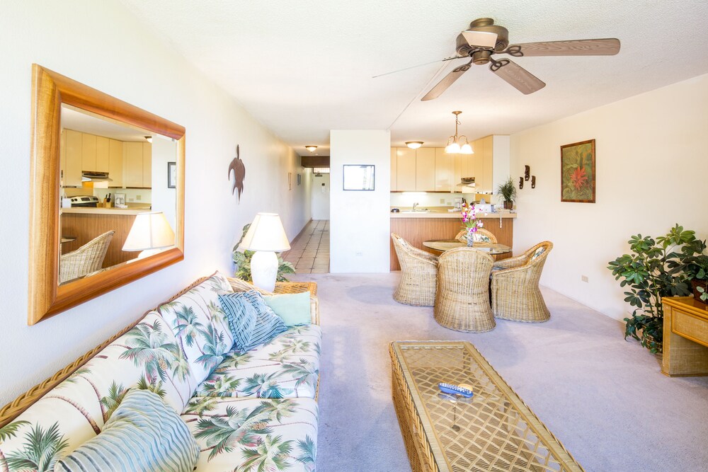 Standard Room, 1 Bedroom, 2 Bathrooms - Guestroom