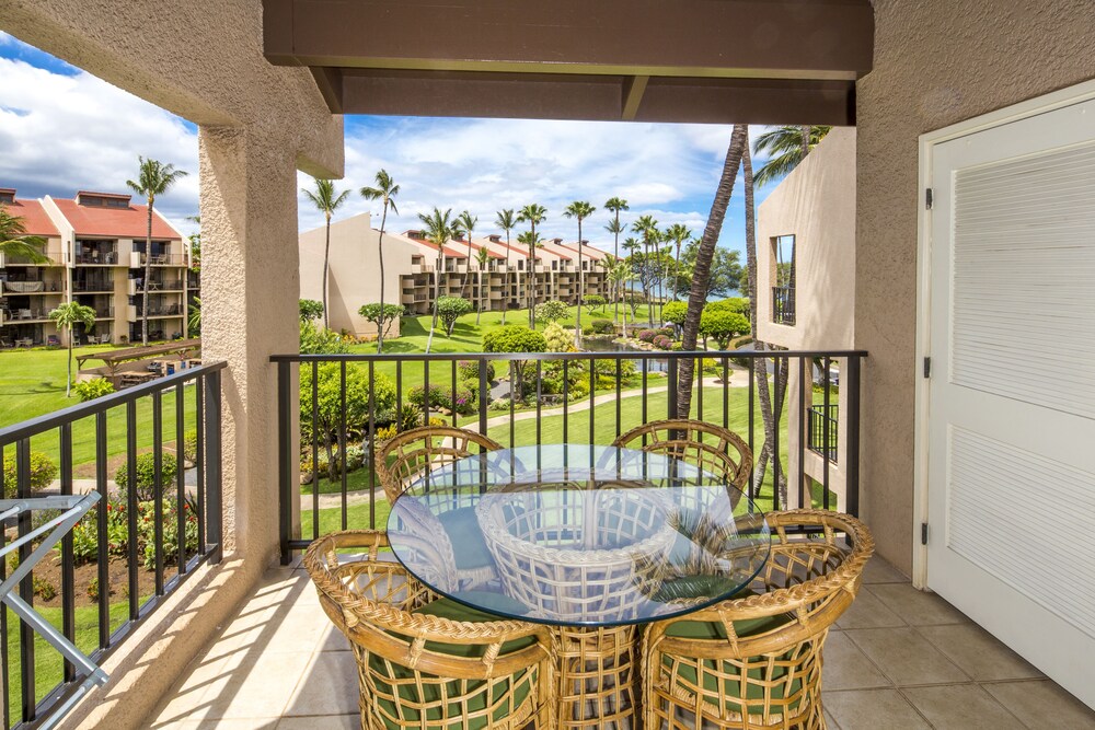 Suite, 3 Bedrooms, Partial Ocean View (3 Bathrooms) - Balcony