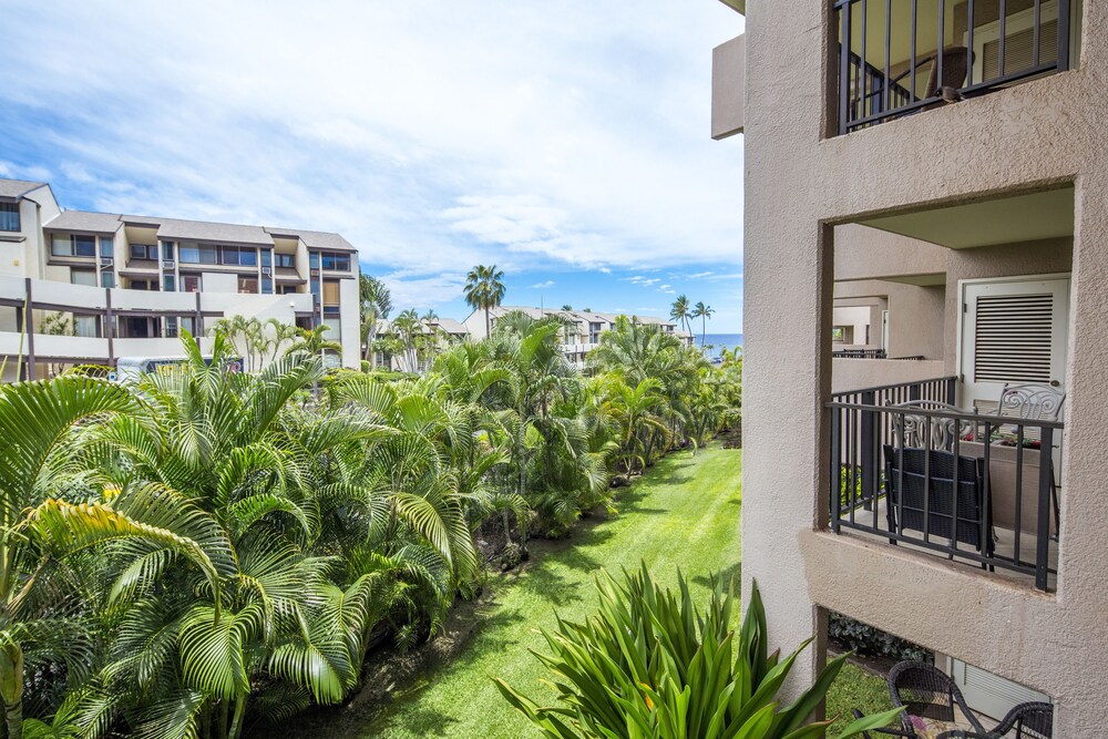 Standard Room, 1 Bedroom, 2 Bathrooms - Balcony