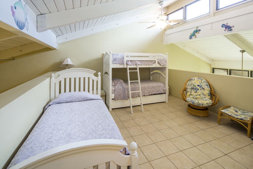 Suite, 3 Bedrooms, Partial Ocean View (3 Bathrooms) - Guestroom