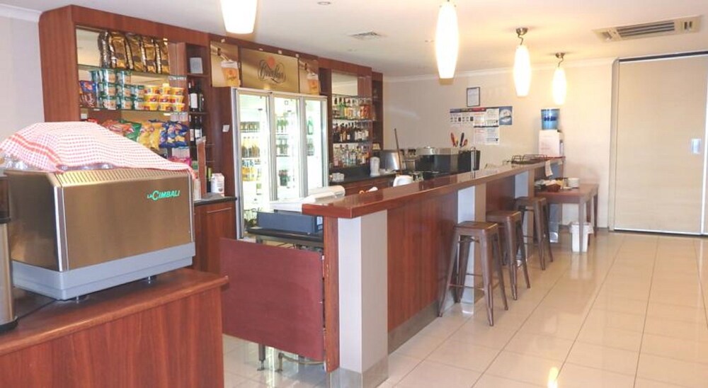 Hotel Bar