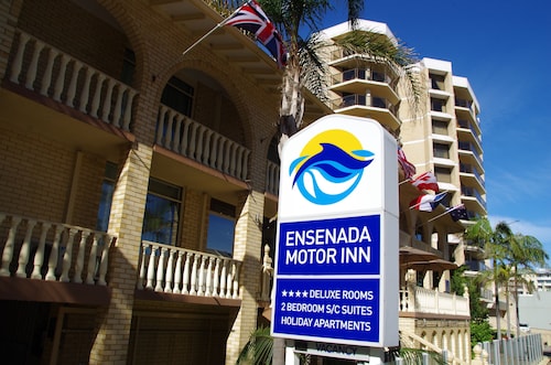 Ensenada Motor Inn and Suites