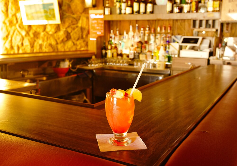 Hotel Bar