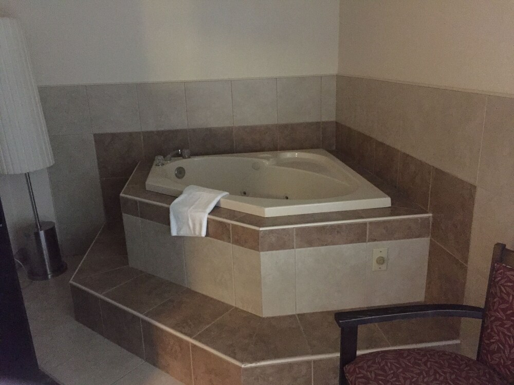 Jetted Tub
