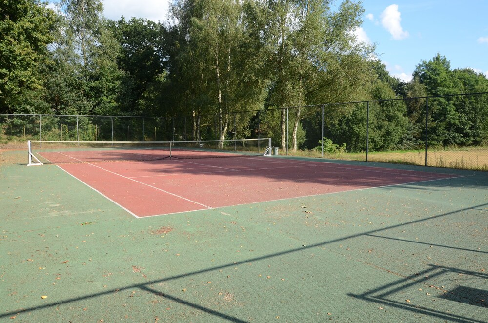 Tennisbaan