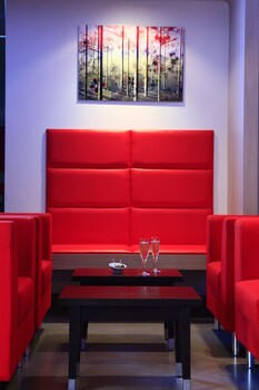 Hotel Lounge