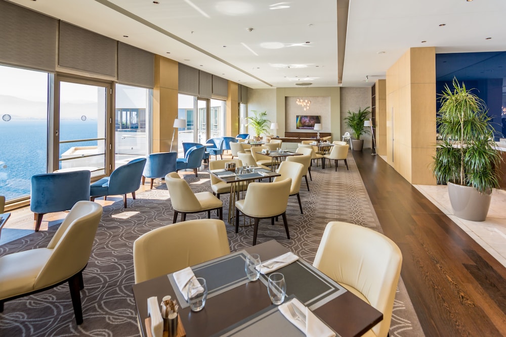 Executive Lounge