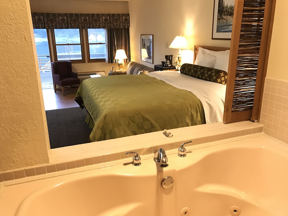 Jetted Tub