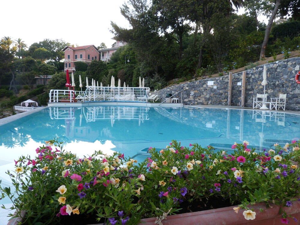 Infinity Pool