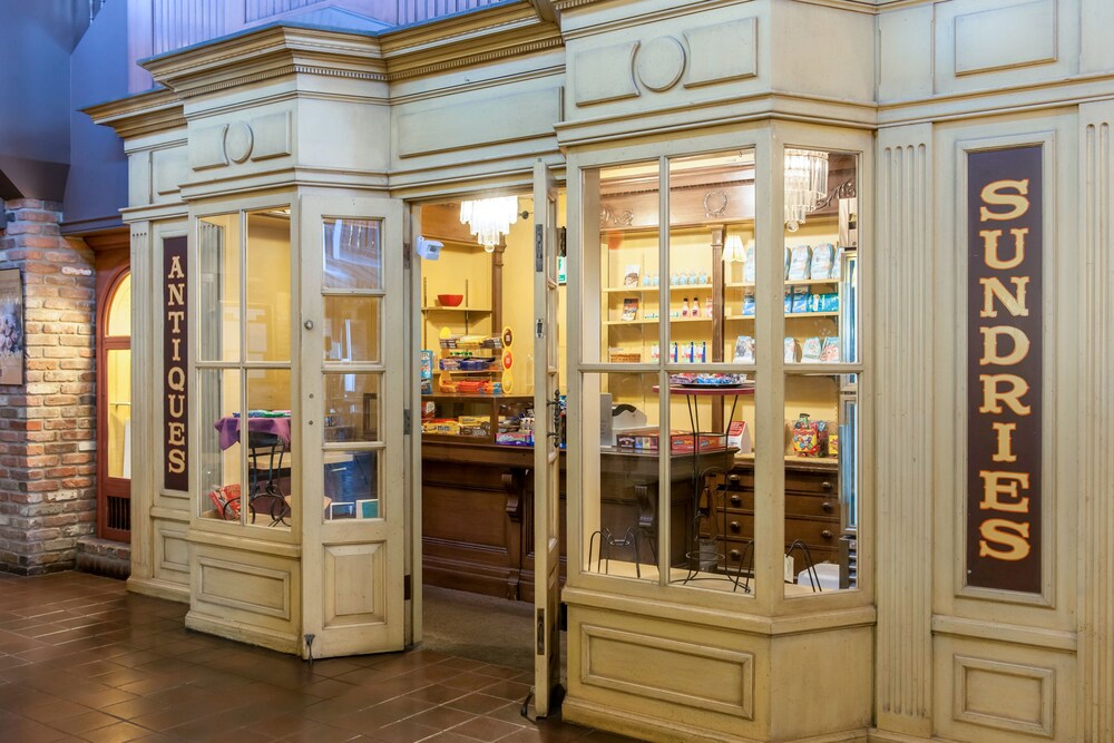 Gift Shop