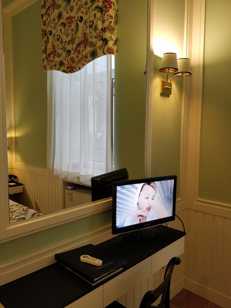 Guestroom