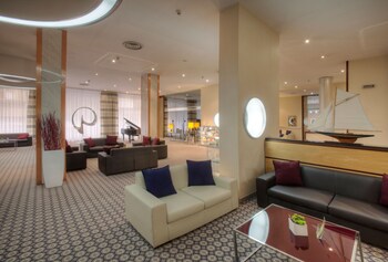 Hotel President