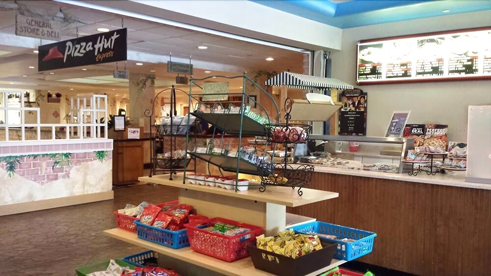 Food Court