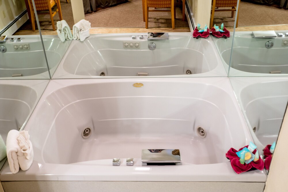 Jetted Tub