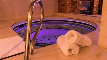 Jetted Tub