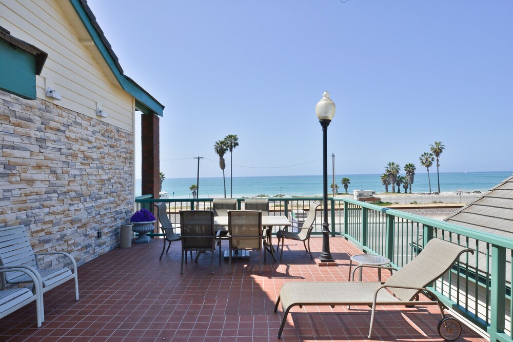 Beach/Ocean View