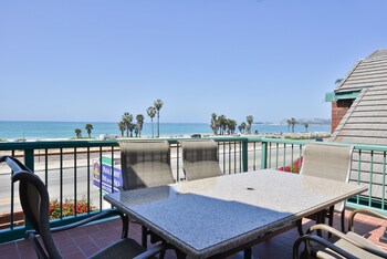 Beach/Ocean View