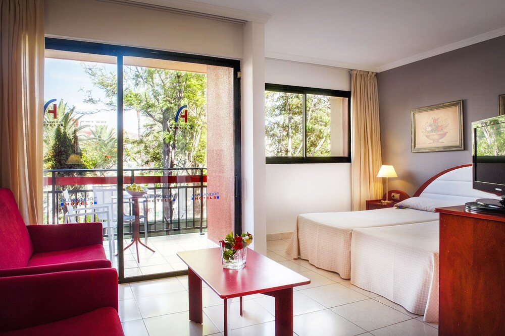 Guestroom