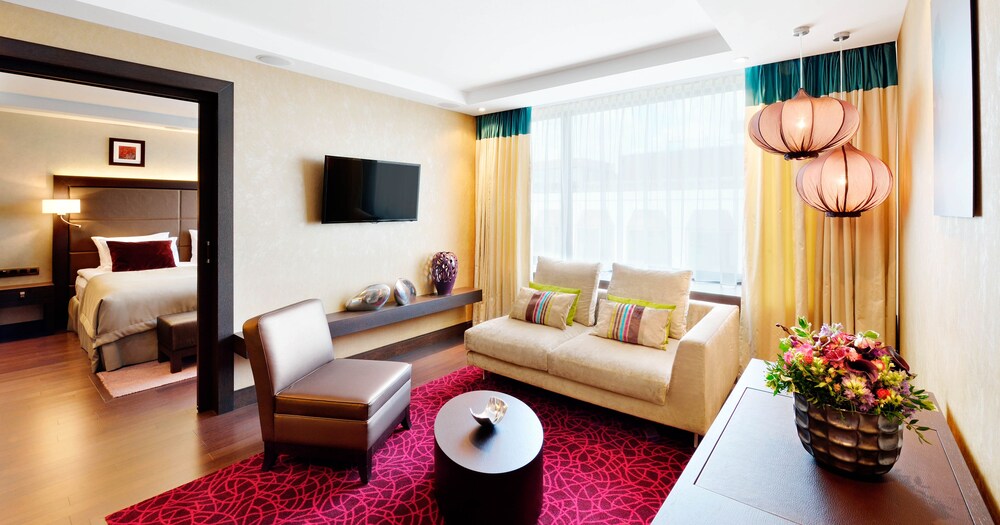 Guestroom