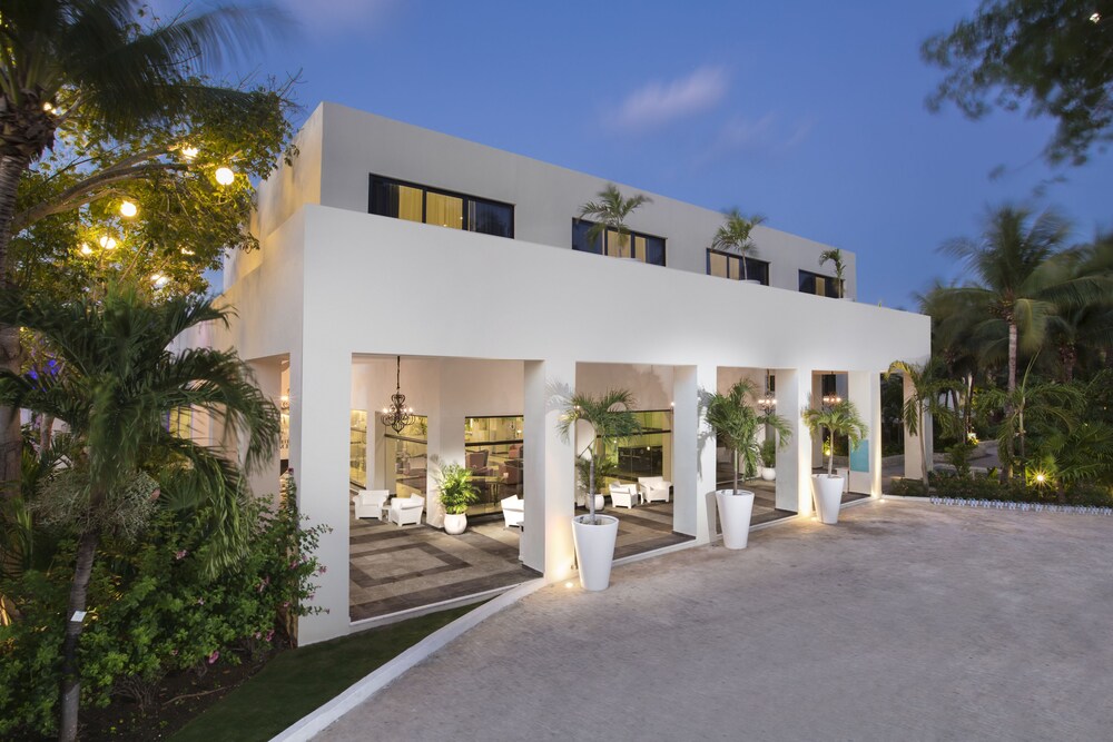 Hotel Front - Evening/Night