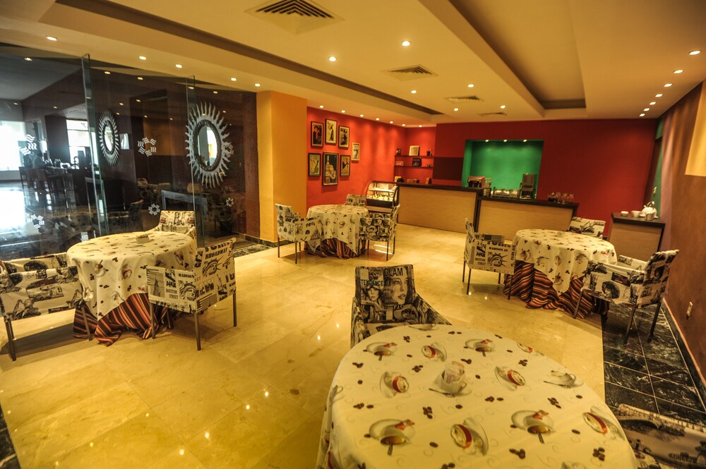 Hotel Lounge