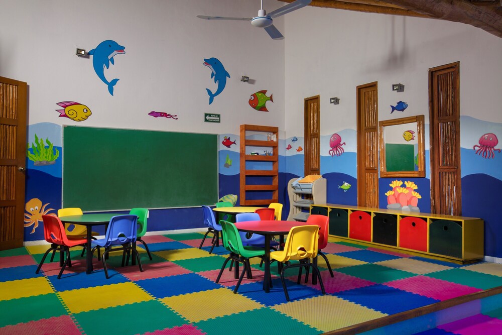 Childrens Play Area - Indoor