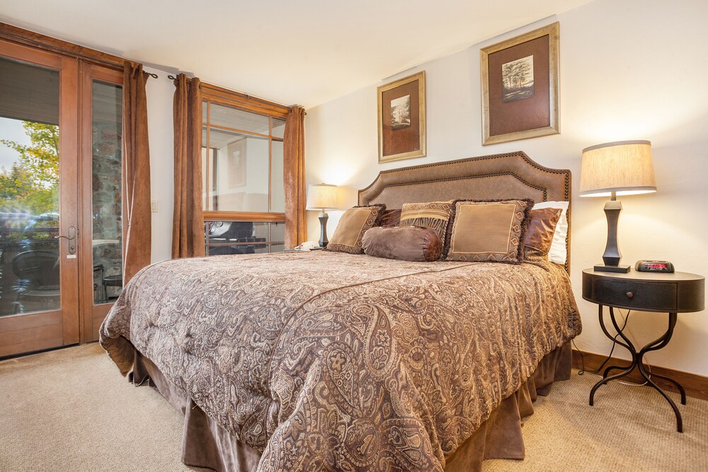 Condo, 2 Bedrooms, 2 Bathrooms - Guestroom