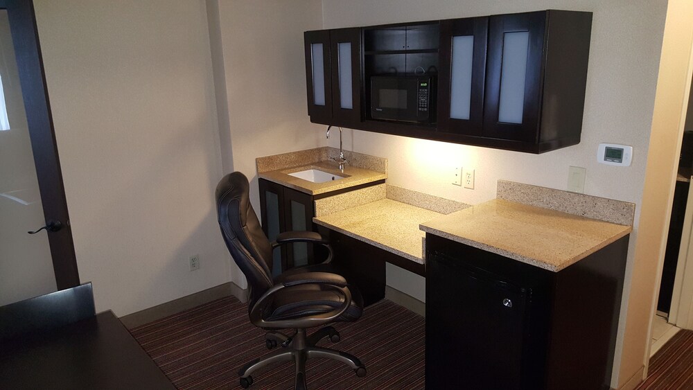 In-Room Business Center
