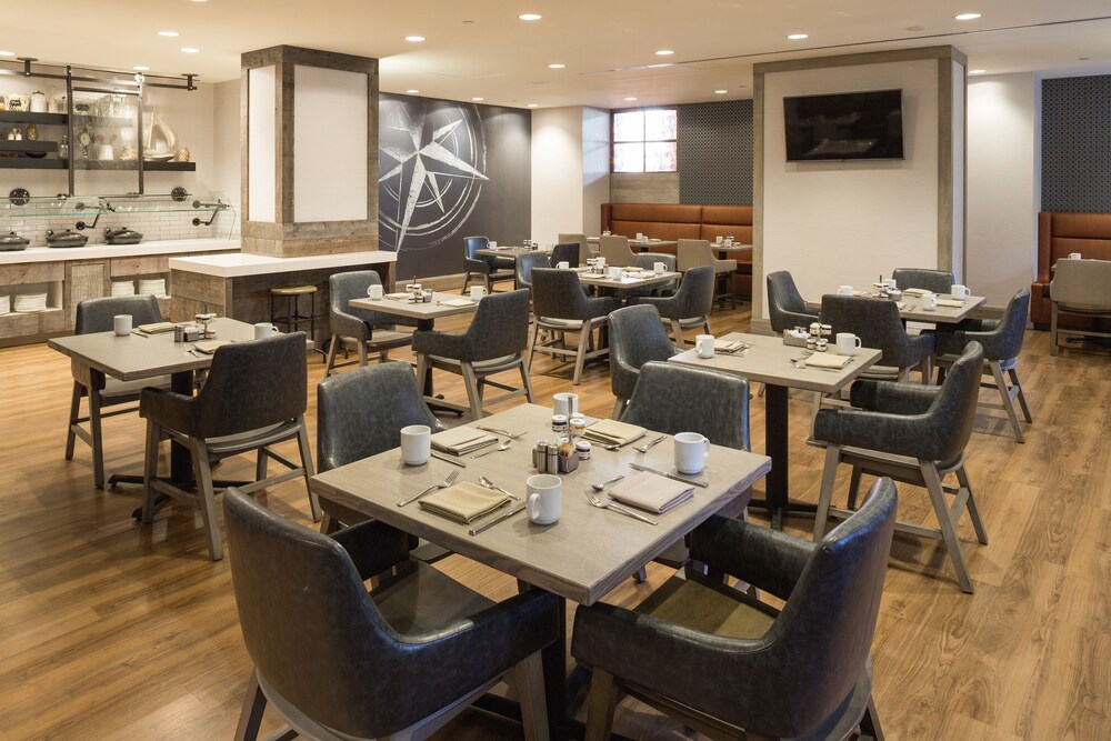 Breakfast area, Hyatt Centric Fisherman's Wharf San Francisco