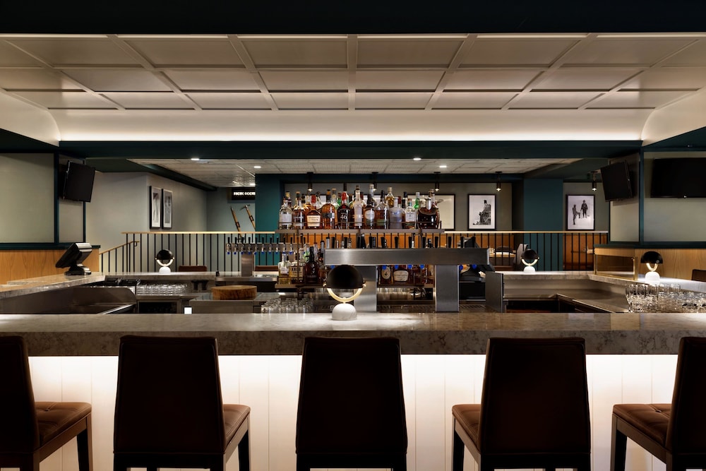 Hotel Lounge