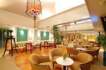 Hotel Lounge