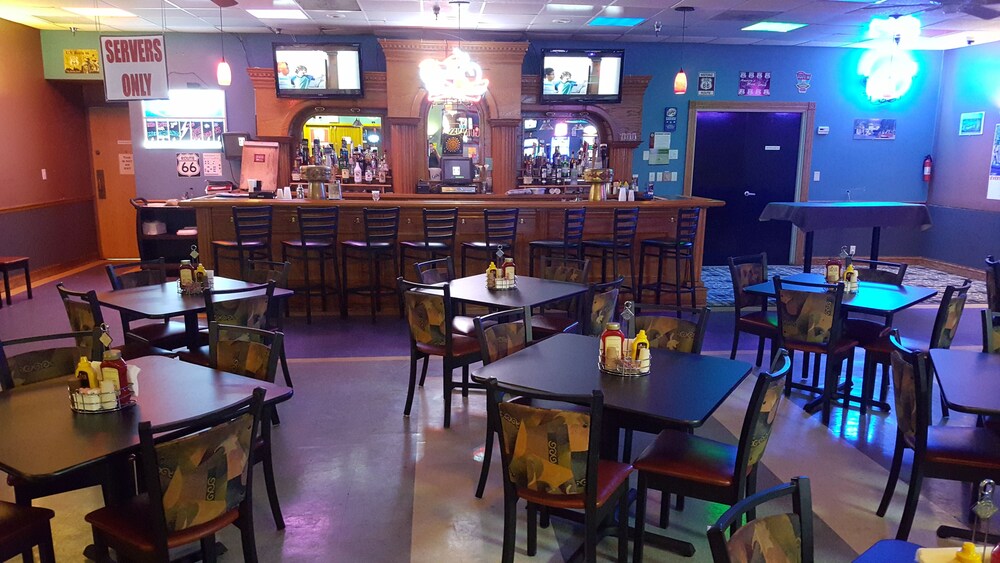 Hotel Bar