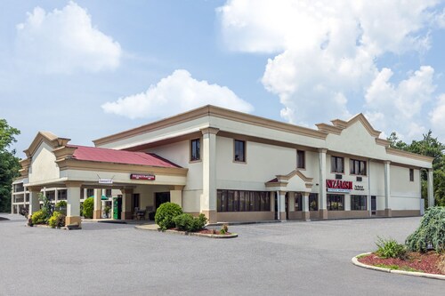 Howard Johnson by Wyndham Galloway Atlantic City Area