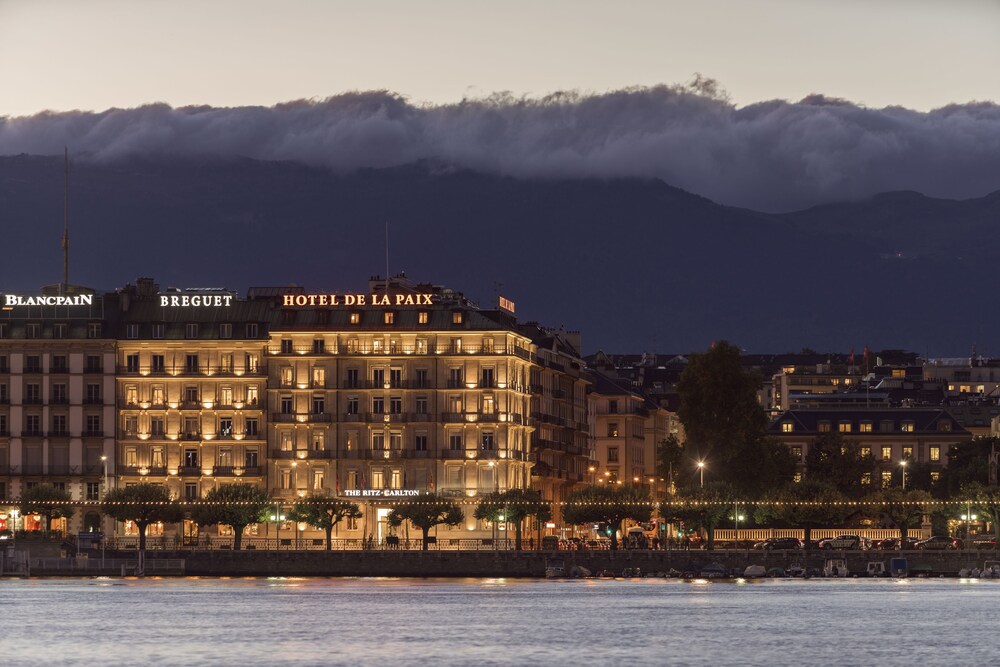 Hotel Front - Evening/Night
