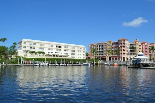 Bayfront Inn Fifth Avenue