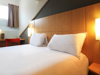 Nice Vacations - ibis Nice Centre Notre Dame - Property Image 1