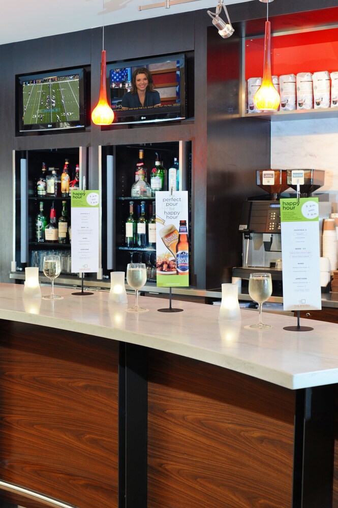 Hotel Lounge