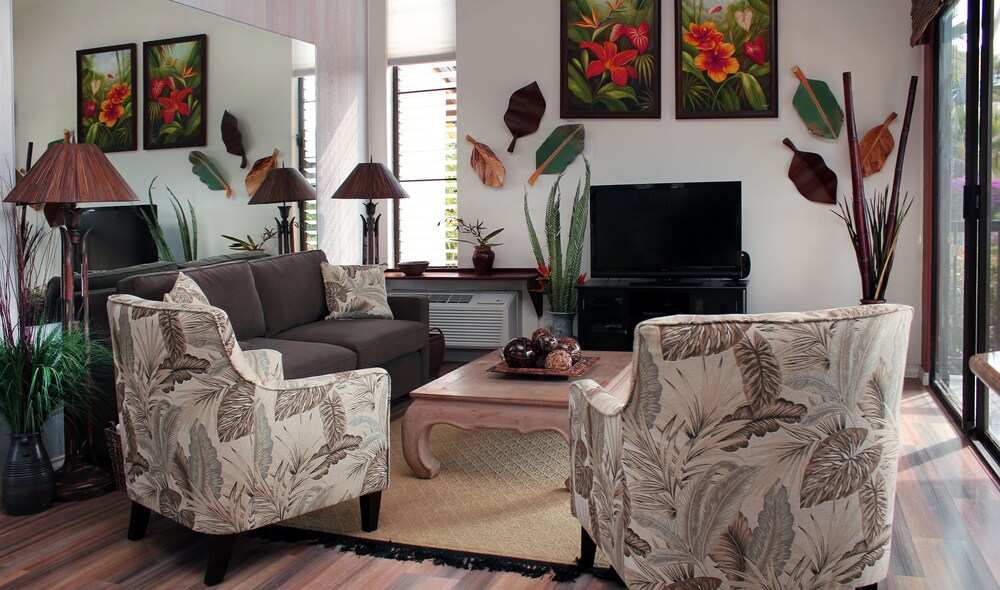 Condo, 1 Bedroom, Ocean View - Living Area