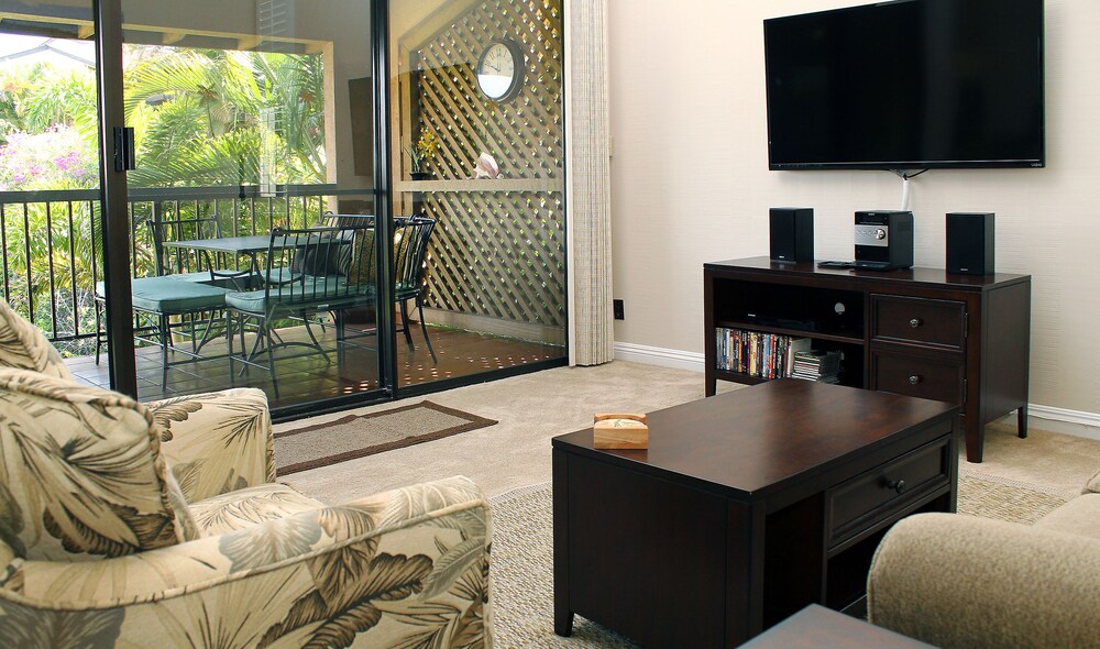 Condo, 1 Bedroom, Garden View - Living Area