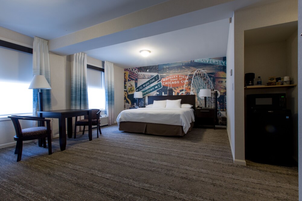 Room, Hotel Versey Days Inn by Wyndham Chicago