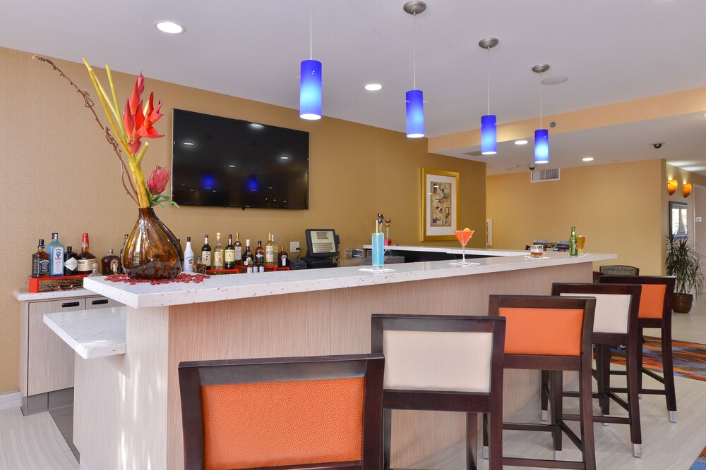 Hotel Bar