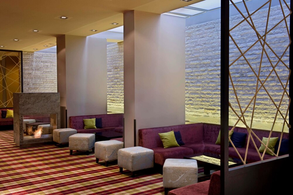 Hotel Lounge