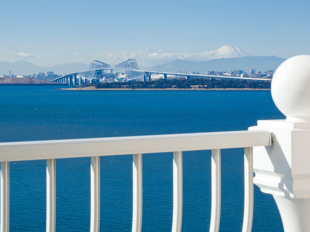 Guestroom View
