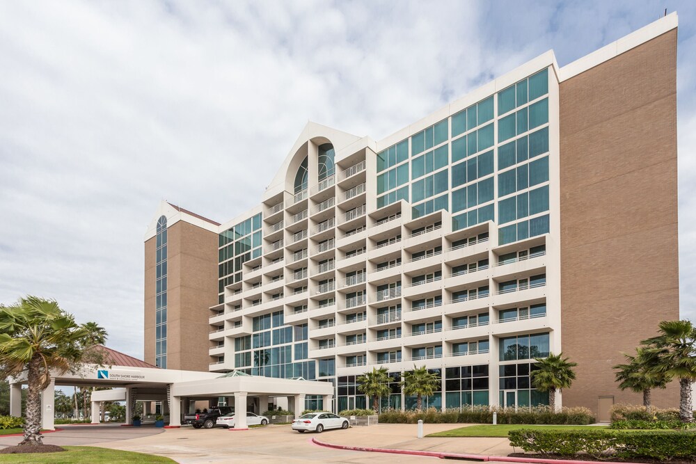 Hotel front