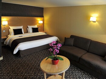 Guestroom